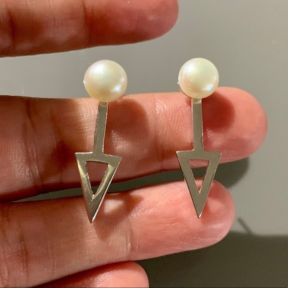 Splendid Pearls Silver Drop Triangle Earrings - Picture 3 of 11